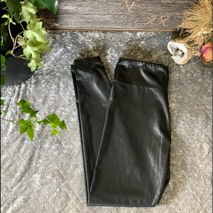 Faux leather leggings